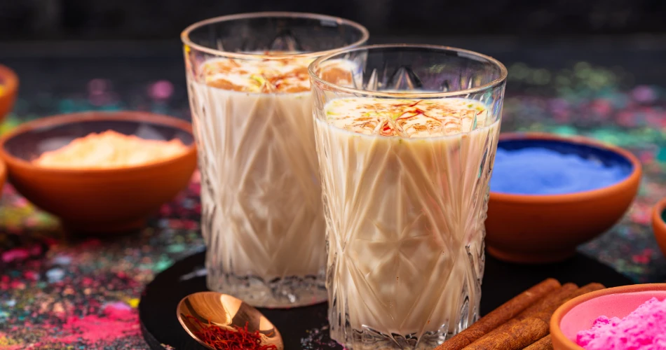 Rasakan Keajaiban Holi di Mumbai. Tempat Terbaik untuk Wisatawan