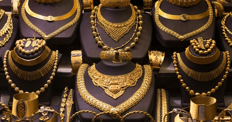 أسواق مومباي الشهيرة. أين تتسوق مثل المحليين