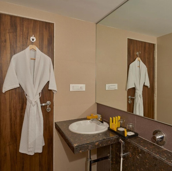 Hotel Bawa Regency image 16